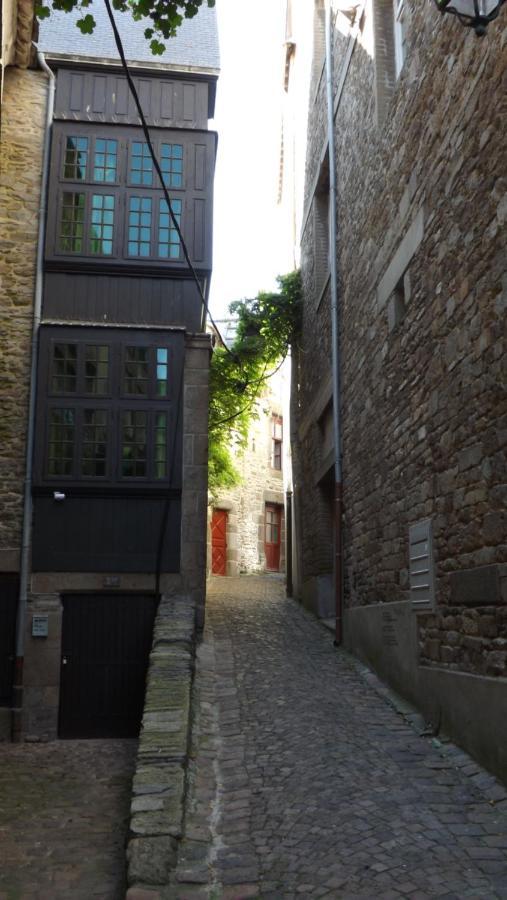 Appartement T2 ,Parking Prive,Terrasse, 10 Mns A Pieds De La Cite Corsaire Et Ses Plages Saint-Malo Bagian luar foto